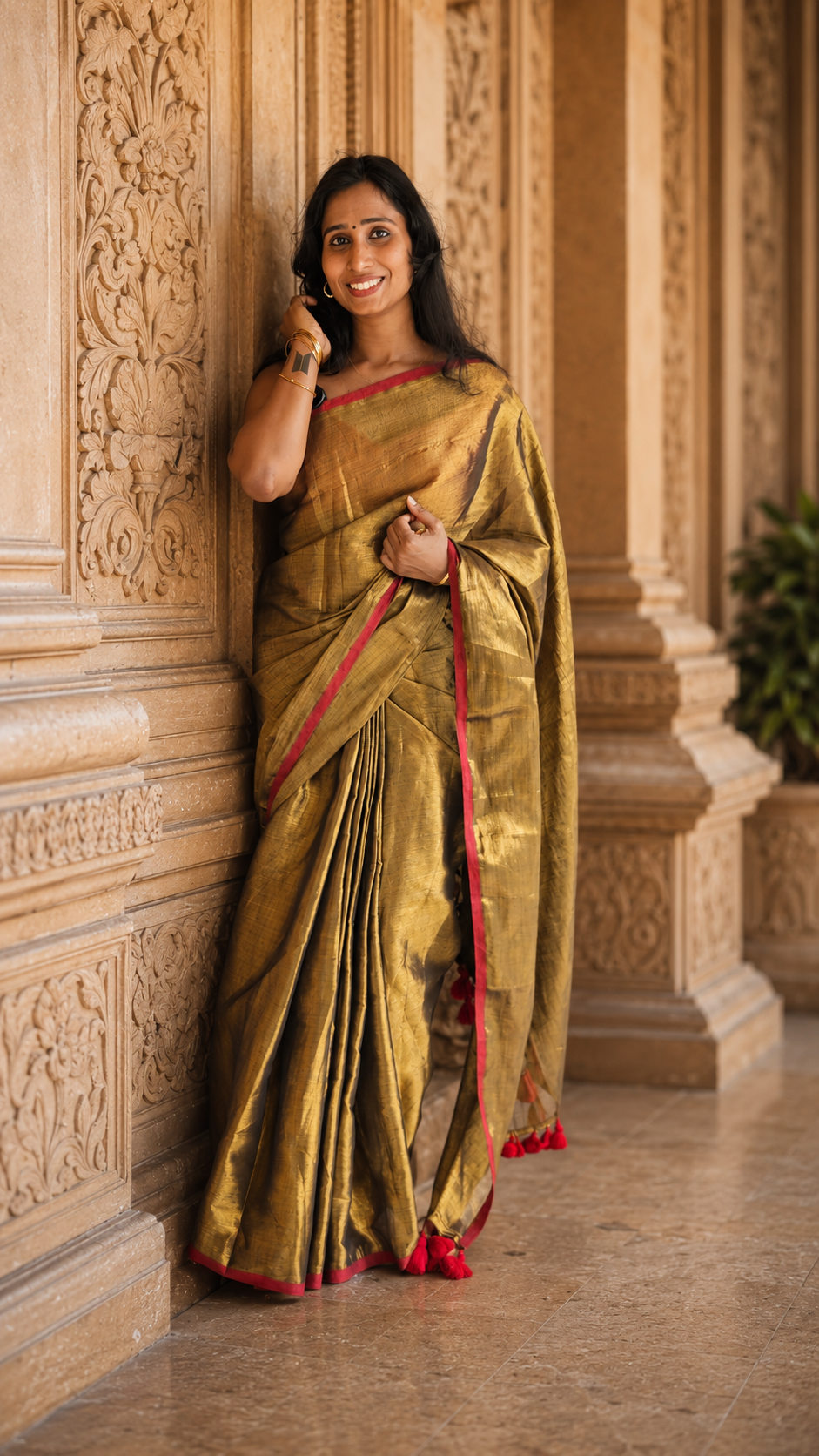 Gold Bengal tissue saree, view 4 | Lolak Boutique
